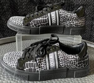 Men's Umyogo Black White Animal Print Sneaker Size 41/8 (Women’s Sz 9.5)